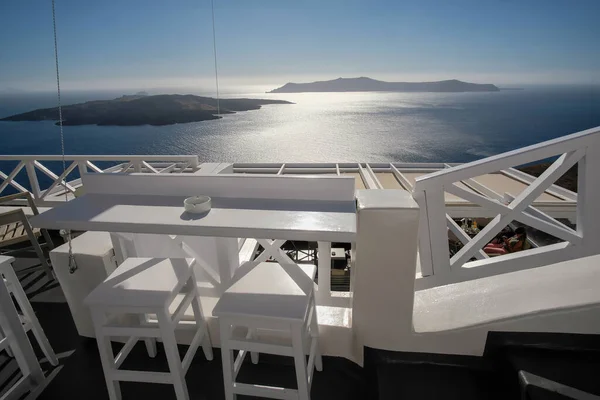 Захватывающий Дух Вид Открытого Бара Стульями Столами Fira Santorini — стоковое фото