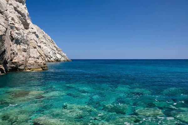 Csodálatos Türkiz Színű Vizek Strand Perissa Santorini Görögország — Stock Fotó