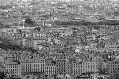 Lyon, Fransa - 10 Mayıs 2022 Güzel Lyon şehrinin panoramik manzarası 