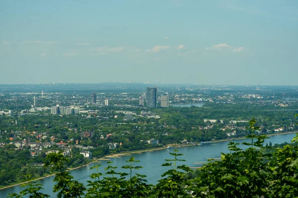 Blick Auf Die Stadt Bonn Und Den Rhein — Stockfoto