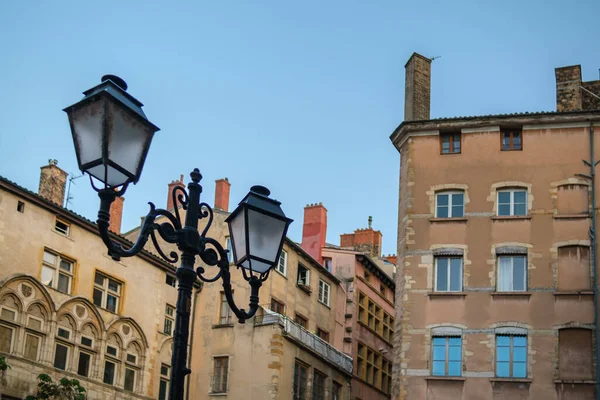 Picturesque Old City Lyon Its Colorful Residential Buildings Vintage Lamp — Stockfoto
