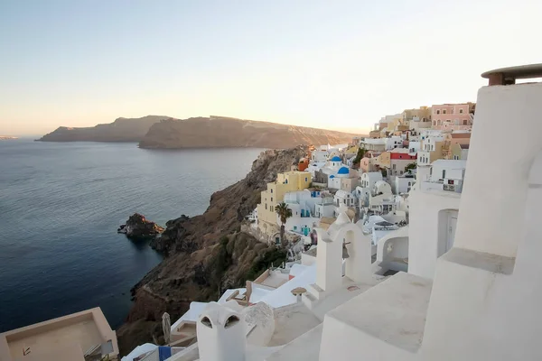View Whitewashed Picturesque Small Houses Hotels Oia Santorini — Stock Photo, Image