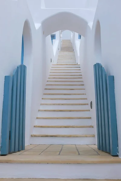 Whitewashed Steps Villa Leading Upstairs Imerovigli Santorini — Photo