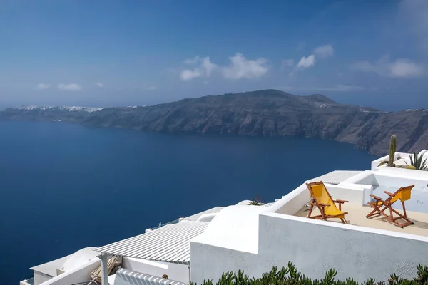 View Two Empty Sunbeds Rooftop Villa Spectacular View Aegean Sea — Φωτογραφία Αρχείου