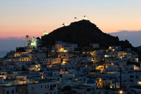 Panoramic View Picturesque Illuminated Island Ios Greece While Sun Setting — 图库照片