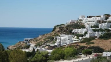 Yunanistan 'ın ünlü Mylopotas plajının nefes kesici panoramik manzarası