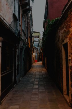 Avrupa sokakları Venedik, İtalya 'da gün batımında