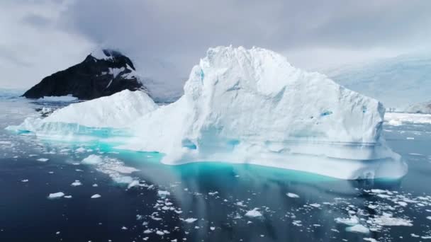 Antártica Vista Zangão Pólo Sul Oceano Antártico Icebergs Paisagem Incrível — Vídeo de Stock