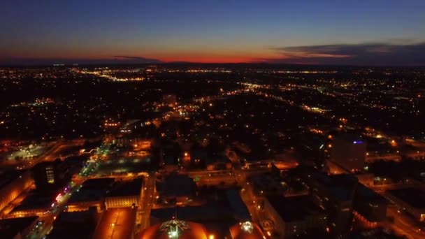 アルバカーキアットナイト 空中ビュー シティライト ダウンタウン ニューメキシコ州 — ストック動画