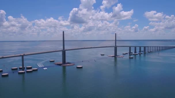 Sunshine Skyway Bridge Florida Tampa Bay Flygfoto Fantastiskt Landskap — Stockvideo