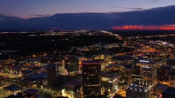 Boise Την Νύχτα Αεροφωτογραφία Idaho City Lights Downtown — Αρχείο Βίντεο