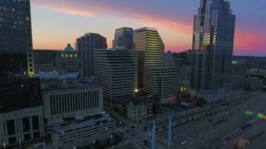 Cincinnati 'de Akşam, Şehir Merkezi, Hava Manzarası, Ohio, İnanılmaz Manzara