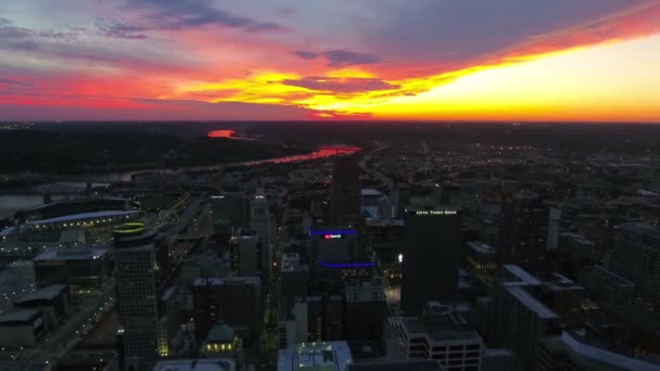 Sunset Cincinnati Aerial View Downtown Amazing Landscape Ohio — стокове відео