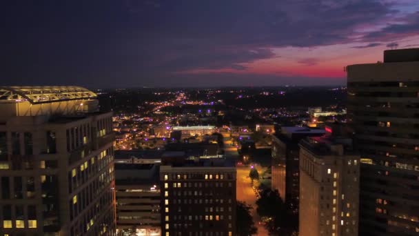 컬럼비아 Night South Carolina Downtown City Lights Aerial View — 비디오