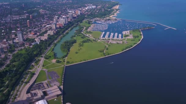 Milwaukee Hava Manzarası Mckinley Marina Wisconsin Michigan Gölü — Stok video