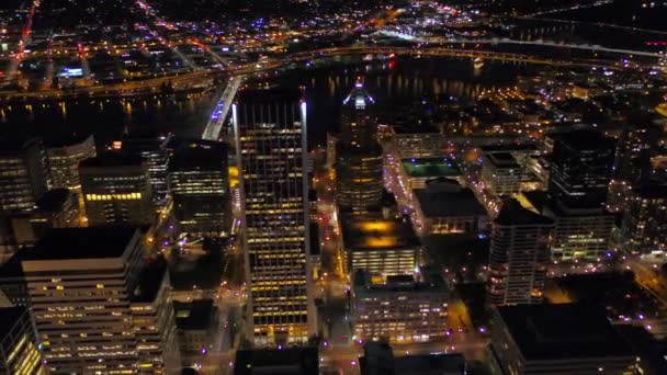 Portland Night Oregon City Lights Aerial View Downtown — стокове відео