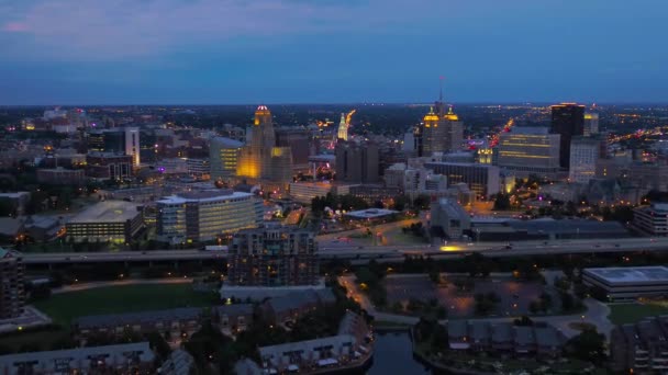 Noche Sobre Buffalo Vista Aérea Estado Nueva York Erie Basin — Vídeos de Stock