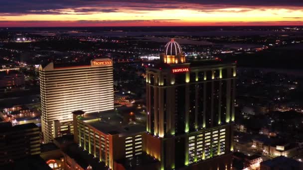 Atlantic City Nuit Tropicana Resort New Jersey Vue Sur Drone — Video