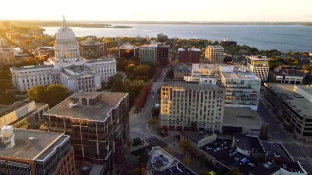 Sunset Wisconsin State Capitol Drone View Madison Downtown — стокове відео