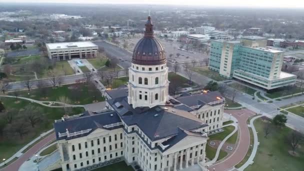 Topeka Drone View Kansas State Capitol Κέντρο Καταπληκτικό Τοπίο — Αρχείο Βίντεο