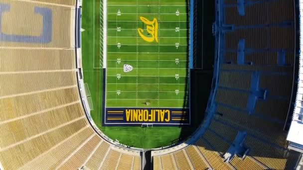 Καλιφόρνια Memorial Stadium Berkeley Drone View Καταπληκτικό Τοπίο — Αρχείο Βίντεο