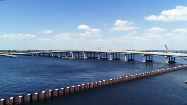 Brahbon Florida Pier Manatee River Aerial View Amazing Lands — стоковое видео