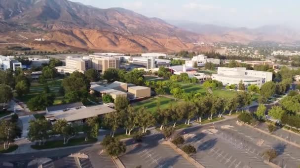 San Bernardino Vista Aérea Centro Cidade Universidade Estadual Califórnia — Vídeo de Stock