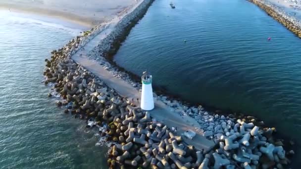 Latarnia Morska Santa Cruz Breakwater Drone View Kalifornia Niesamowity Krajobraz — Wideo stockowe