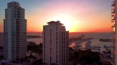 St. Petersburg, Florida 'da Günbatımı, İnanılmaz Manzara, Hava Manzarası, Şehir Merkezi