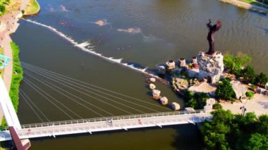 Wichita, Ovaların Koruyucusu, Drone View, Kansas, Arkansas Nehri