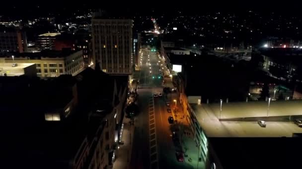 Scranton Night Pennsylvania City Lights Drone View Downtown — стоковое видео