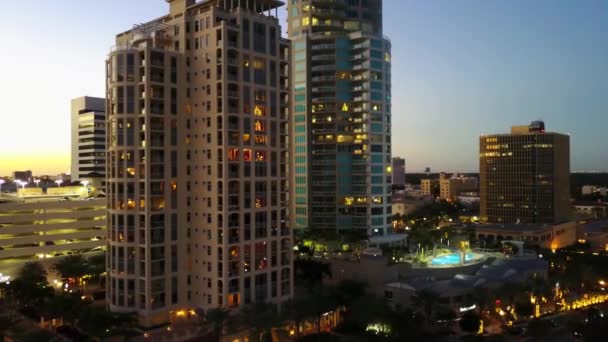 Abend Über Petersburg Florida Innenstadt Atemberaubende Landschaft Luftaufnahme — Stockvideo