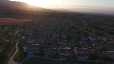 Corona, California 'da Günbatımı, Hava Manzarası, Şehir Merkezi, İnanılmaz Manzara