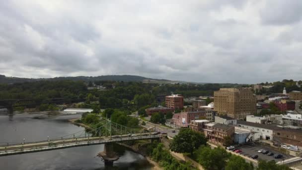 Easton Pennsylvania Downtown Aerial View Delaware River — 비디오