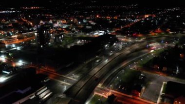 Gece Utica, New York Eyaleti, Şehir merkezi, Drone View, Şehir Işıkları
