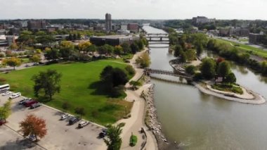 Elgin, Illinois, Hava Manzarası, Fox Nehri, Şehir Merkezi, İnanılmaz Manzara