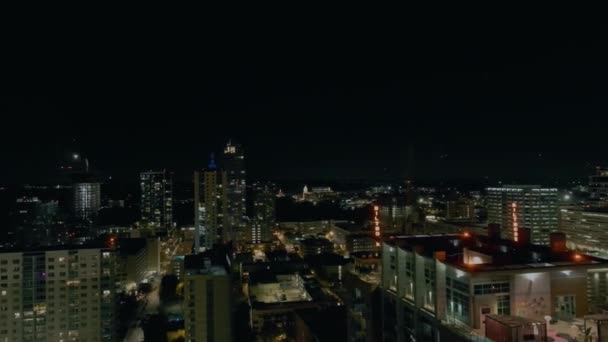 Innenstadt Von Atlanta Georgia Stadtbeleuchtung Nachtflug Aus Der Luft — Stockvideo