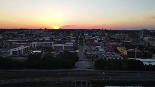 Pôr Sol Sobre Macon Geórgia Centro Cidade Vista Aérea Paisagem — Vídeo de Stock