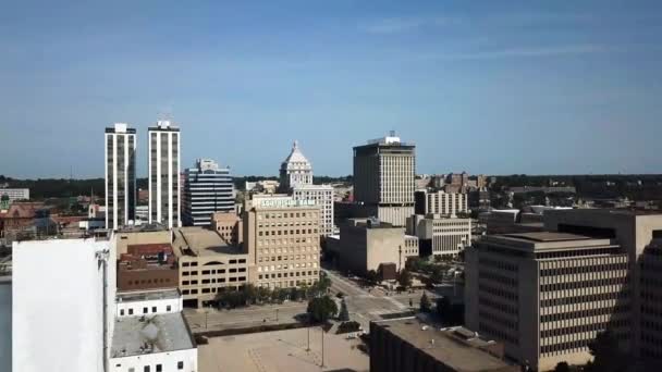 Peoria Illinois Centro Ciudad Paisaje Asombroso Vista Aérea — Vídeo de stock