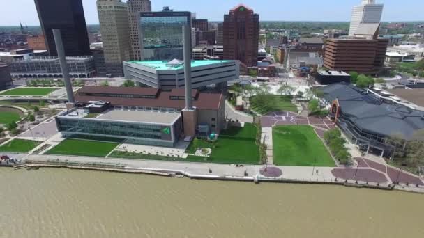 Toledo Vista Aérea Centro Ciudad Maumee River Ohio — Vídeo de stock