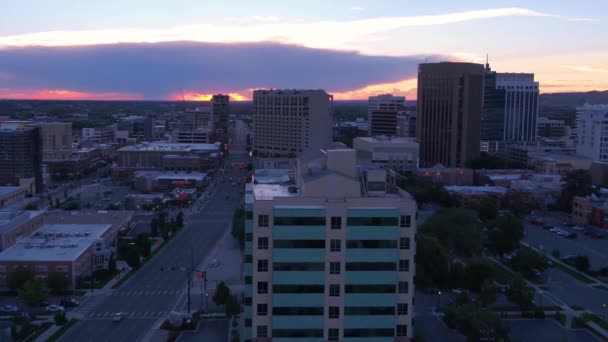 Puesta Sol Sobre Boise Idaho Centro Paisaje Urbano Asombroso Vuelo — Vídeos de Stock