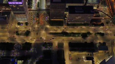 Gece Detroit, Michigan 'da Hava Uçuşu, İnanılmaz Şehir Manzarası, Şehir Merkezi