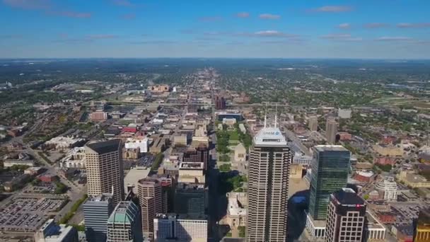 Aerial Flying Indianapolis Indiana Downtown Amazing Landscape — Stockvideo