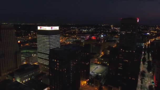 Aerial Flying Night Memphis Tennessee City Lights Downtown — Stockvideo