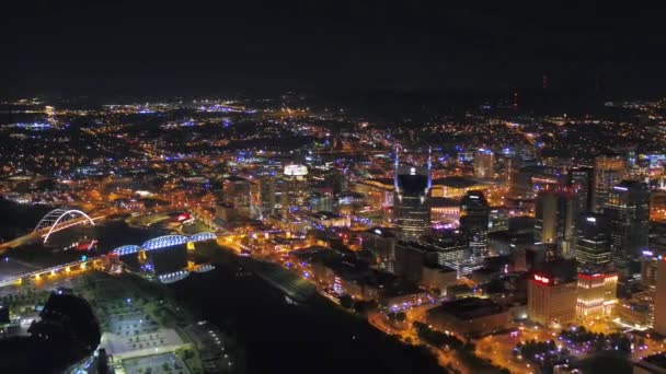 Aerial Flying Night Nashville Tennessee Κέντρο Cumberland River — Αρχείο Βίντεο
