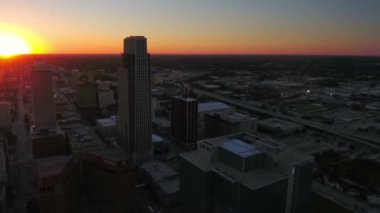 Omaha 'da Gün Batımı, Hava Uçuşu, Nebraska, Şehir Merkezi, İnanılmaz Şehir Manzarası
