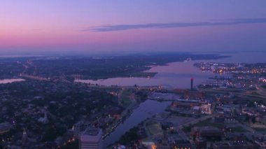 Akşamüstü Uçuşu Providence, Rhode Island, Providence Nehri