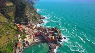 İtalya, Cinque Terre, Aerial View, Liguria, Ligurian Sea, Vernazza, Mountains