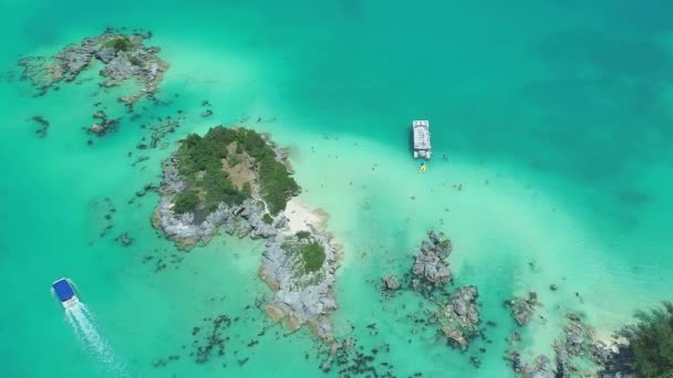 バミューダ ロッキーリーフ 大西洋 トロピカルパラダイス 美しい風景 空中飛行 — ストック動画