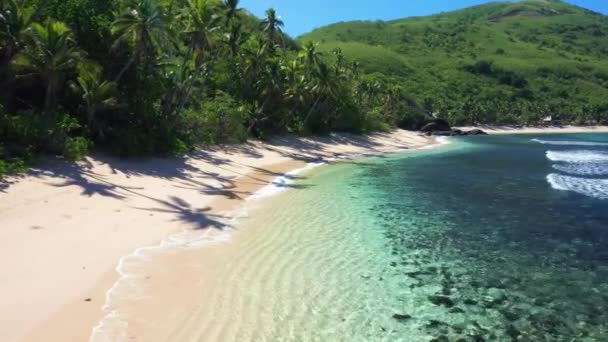 Fiji Paradijs Tropisch Strand Vliegen Vanuit Lucht Kristalhelder Water Stille — Stockvideo